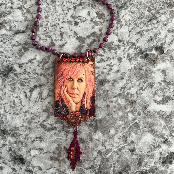 Lucinda Williams Choker - Picture 2 of 4